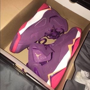 Jordan true flight GG